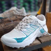 کفش طبیعت گردی اورجینال