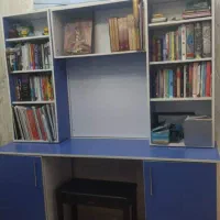 کمد کتاب و میز تحریر