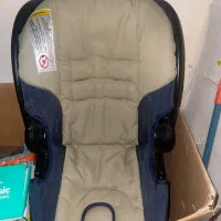 کریر و صندلی ماشین نوزاد