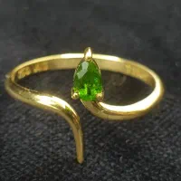 انگشتر طلا مزین به دمانتوئید کرمان|جواهرات|کرمان, |دیوار