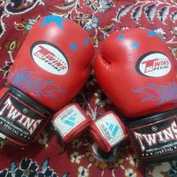 فروش فوری دستکش بوکس قیمت مقطوع|تجهیزات ورزشی|بندر گز, |دیوار