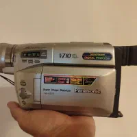 دوربین فیلمبرداری پاناسونیک vz10 در حد نو سالم
