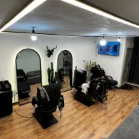 اجاره صندلی / اتاق تاتو / سالن مردانه / پیروزی