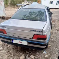 پژو 405 تصادفی نیاز به اتاق داره