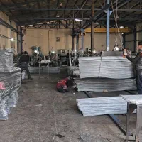 کارگر جهت تولیدی ورق راویز رابیتس