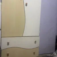 کمد نوجوان سالم