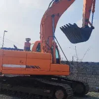 راننده بیل مکانیکی