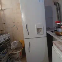 یخچال بدون برفک کاملانوبدون کوچکترین زدگی وپوسیدگی