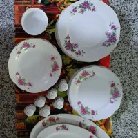 سرویس گل سرخی قدیمی