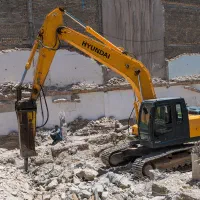 اجاره دهنده‌ی بیل مکانیکی با قیمت مناسب