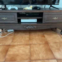 میزتلویزیون در حد نو خیلی تمیز