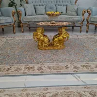 دو دست مبل کلاسیک و‌راحتی  بسیار تمیز