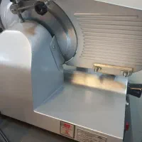 کالباس بر محک نو