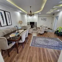 نیرو خدماتی خانم (نظافت منزل)