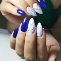 آرایشگر ناخن