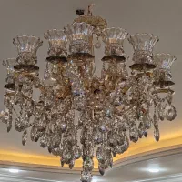 لوستر|لوستر و چراغ آویز|سبزوار, کاشفی شمالی (دادگستری)|دیوار