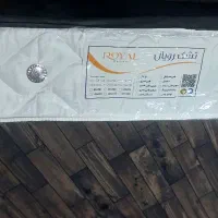 خشخواب.|تشک تختخواب|خوی, |دیوار