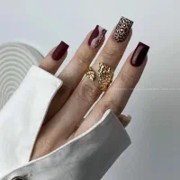 مدل جهت خدمات کاشت ، ترمیم ، طراحی ناخن ژورنالی|خدمات آرایشگری و زیبایی|تهران, جنت‌آباد مرکزی|دیوار
