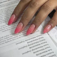 خدمات تخصصی ناخن با تخفیف ۲۰ درصدی تا یک هفته|خدمات آرایشگری و زیبایی|لنگرود, |دیوار