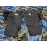 کفی چرم کی ام سی ایکس ۵