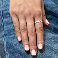 ترمیم ناخن و لمینت (استریل با دستگاه پزشکی فور)|خدمات آرایشگری و زیبایی|رشت, بوسار|دیوار