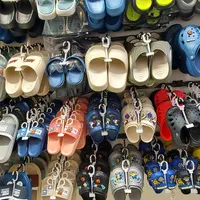 دمپایی و صندل در مجتمع تجاری ایرانیان. واحد F33|کیف، کفش، کمربند|شیراز, شهرک ایثار|دیوار