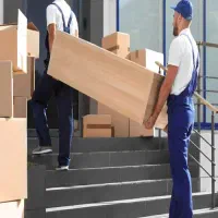 کارگر اساس کشی(حمل و جابجایی اساس منزل)