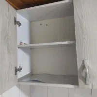 کابینت نو شش ماه رو دیوار بوده و استفاده ازش نشده