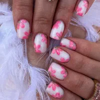 خدمات ناخن فلکه معلم تخفیف ویژه