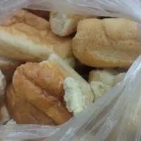 نون خشک تازه