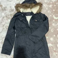 بارونی و کاپشن|لباس|قدس, شهر‌قدس|دیوار