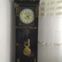 آینه کنسول و ساعت