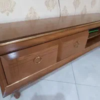 میز تلویزیون کلاسیک قهوه‌ای گردویی