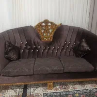 مبل تاج دار