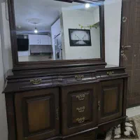 آینه و کنسول