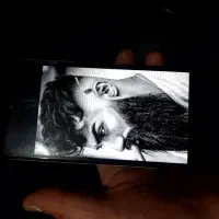 گوشی سامسونگ بدون بازشدگی وتمیز