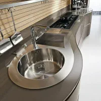 شمال جردن 170 متر 3 خواب // 5 ساله // 2 پارکینگ