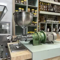 دستگاه روغن گیر رومیزی صنعتی|فروشگاه و مغازه|همدان, |دیوار