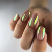 خدمات و آموزش ناخن