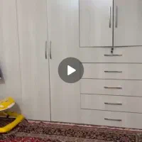 فروشی طبقه بالا دوخوابه. پارک موتور