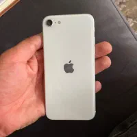 ایفون se2020