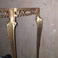 میز آینه برنجی آینه نداره فقط میز هست|بوفه، ویترین، کنسول|اسلامشهر, شهرک احمدیه|دیوار