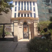 ۱۲۰متری بر میرداماد پایین تر از قیمت منطقه