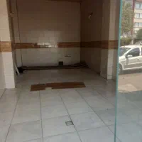 یک باب مغازه ۳۲ متری سنددار با سرقفلی