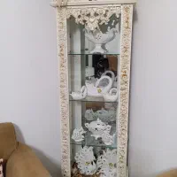 بوفه به همراه وسایل داخلش