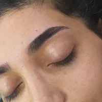 اصلاح حرفه ایی صورت و ابرو و ارایه خدمات میکاپ|خدمات آرایشگری و زیبایی|شاهین‌شهر, حافظ جنوبی|دیوار