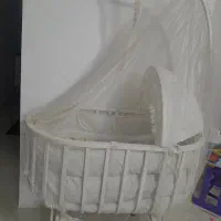 گهواره زیبا شیک|تخت و صندلی بچه|گلبهار, شهر جدید گلبهار|دیوار