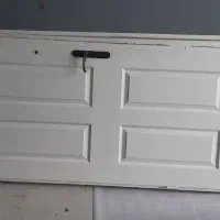 درب اطاق خواب با قفل و دستگیره