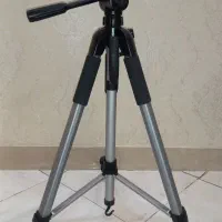 سه پایه دوربین