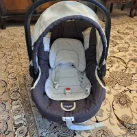 کریر - صندلی ماشین - ساک حمل نوزاد  قیمت توافقی|کالسکه و لوازم جانبی|اصفهان, عباس‌آباد|دیوار